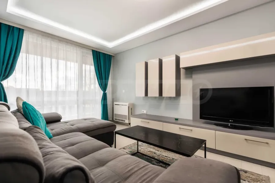 Stylish Varna Apartment Near the Sea - Furnished - Image 2