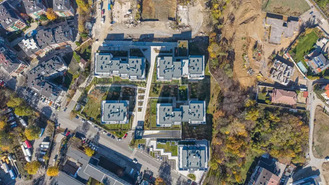 Spacious 3-Bed Apartment in Boyana Hills - Image 2