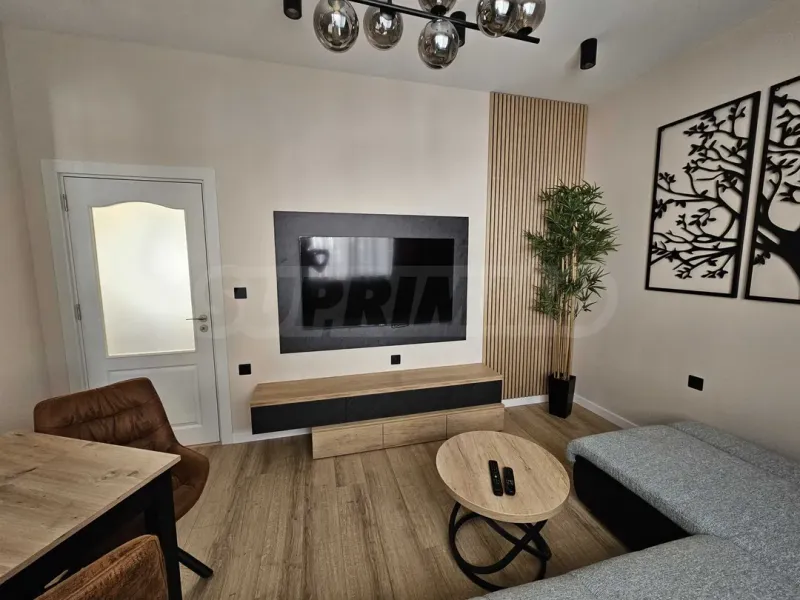 Spacious, Fully Furnished Apartment in Varna's Center - Image 2