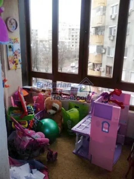 Luxurious Fully Furnished 2-Bedroom Apartment in Burgas City Center - Image 4