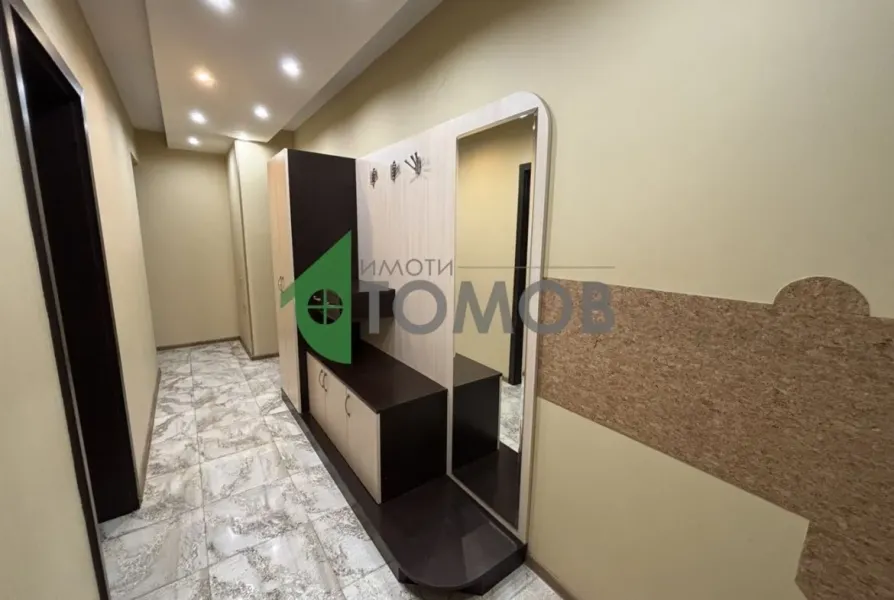 Spacious Fully Furnished Three-Bedroom Apartment in Stara Zagora - Image 3