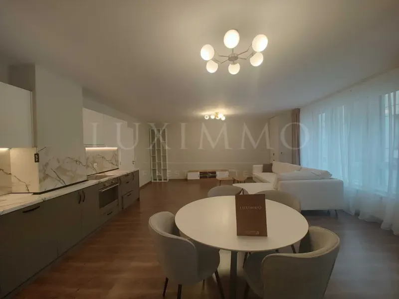 Spacious Four-Bedroom Apartment in Sofia with Elevator & Furnishings - Image 4