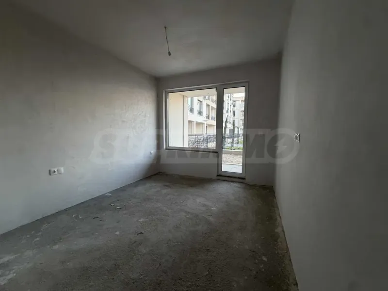 Spacious 3-Bedroom Apartment with Private Garden in Plovdiv - Image 3