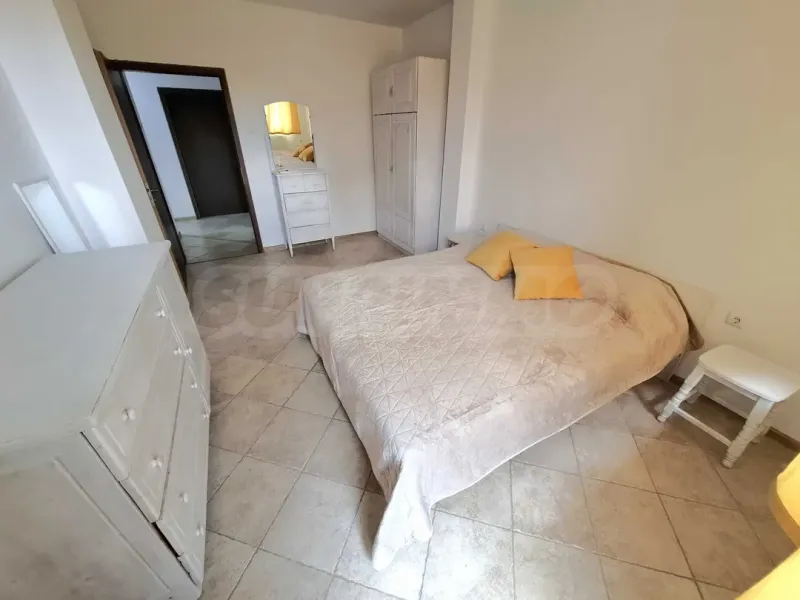 Bright 3-Bedroom Apartment Near Varna City Center - Image 4