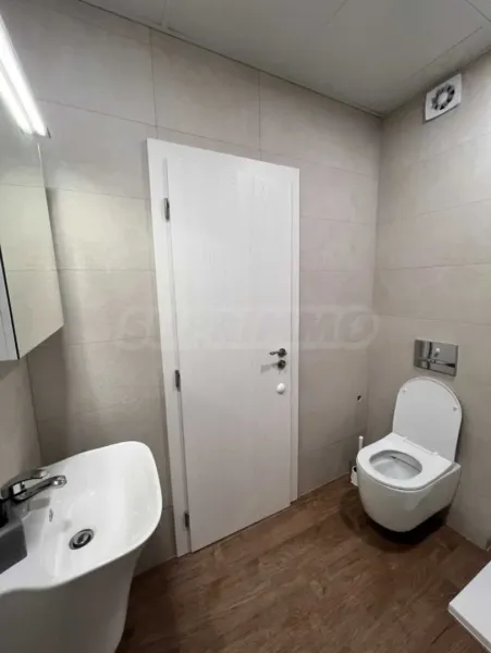 Spacious, Fully Furnished Apartment with Garage in Sofia - Image 4