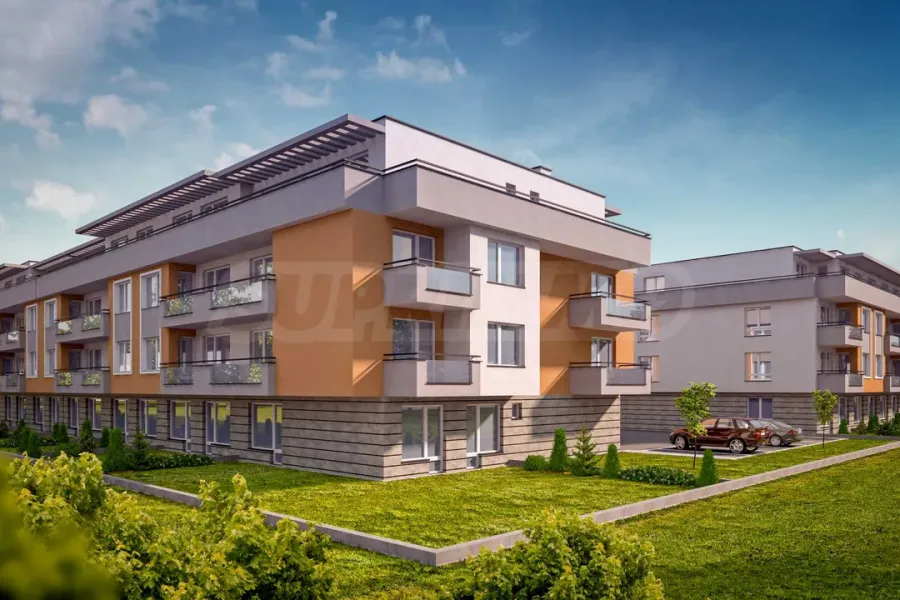 Spacious 3-Bedroom Apartment in New Plovdiv Complex - Image 1