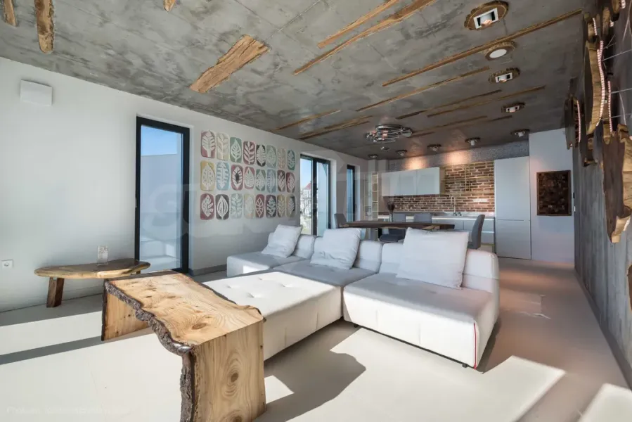 Luxury Sea View Apartment in Varna - Image 3