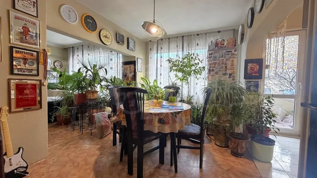 Spacious Stara Zagora Apartment - 2 Bedrooms, Central Location - Image 3