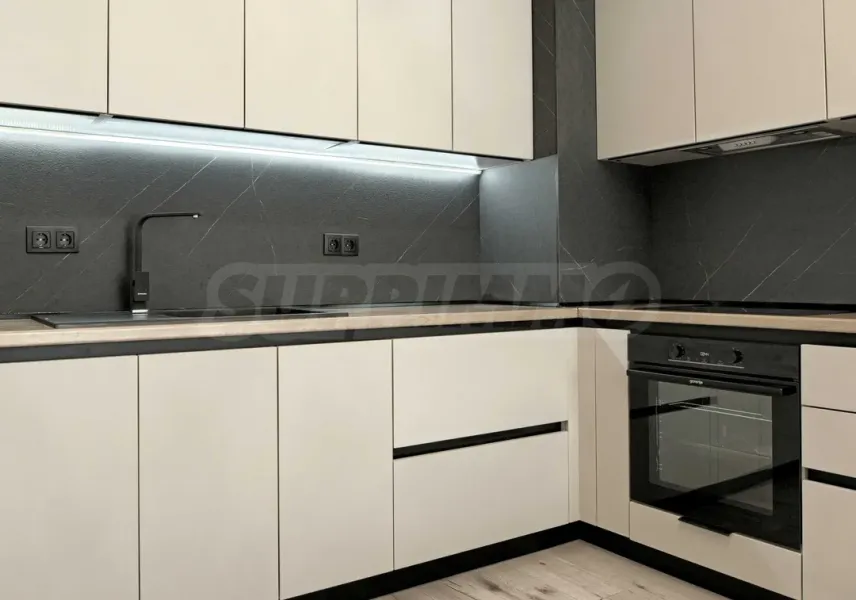 Spacious, Fully Furnished Apartment in Plovdiv Complex - Image 5