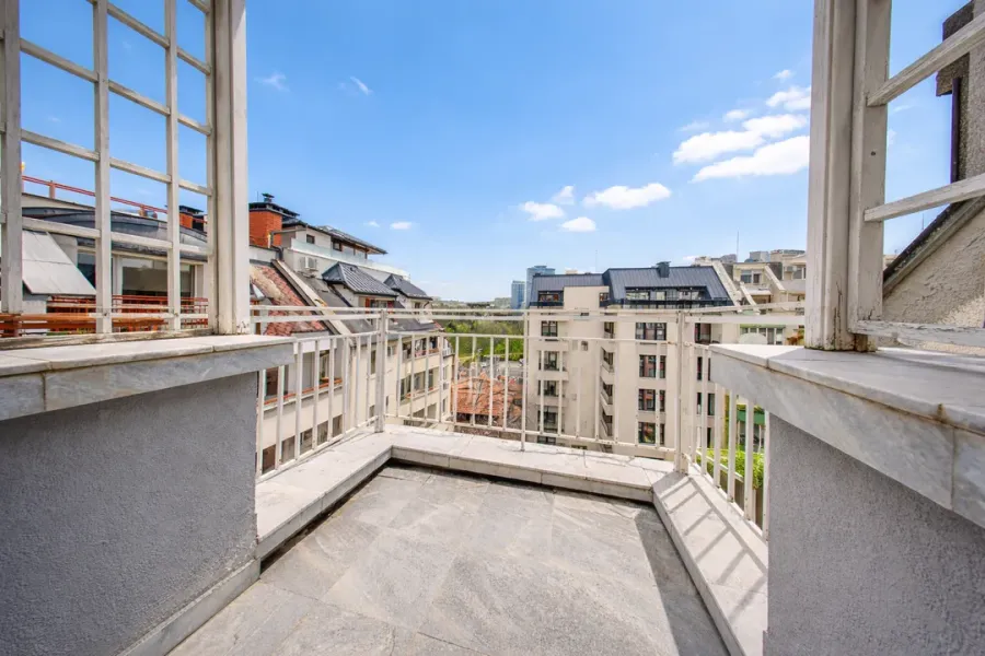 Spacious Lozenets Apartment: 3 Bed, Fully Furnished, Great Location - Image 2