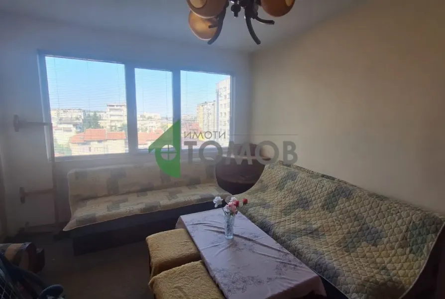 Spacious 2-Bedroom Apartment in Stara Zagora's Opelchenski District - Image 3