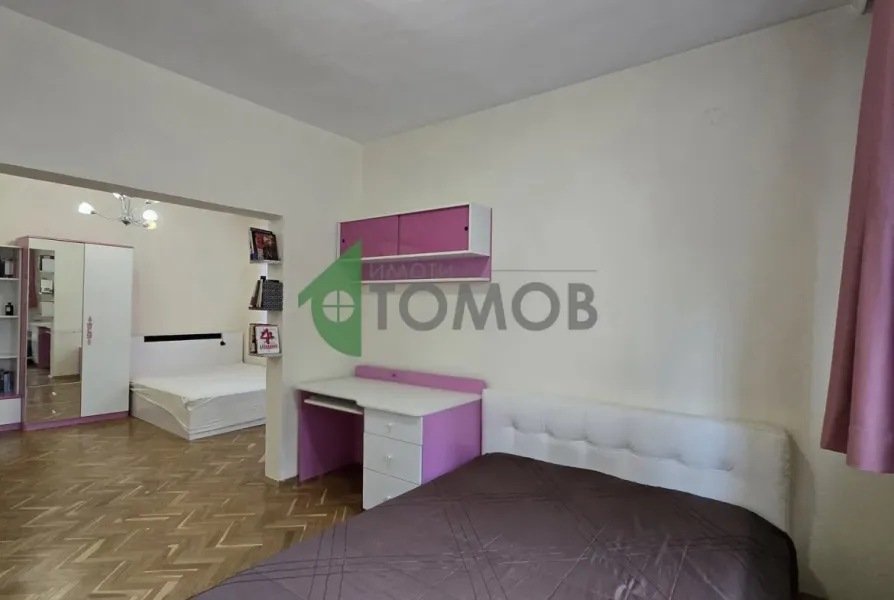 Spacious Fully Furnished 4-Bedroom Apartment in Stara Zagora Center - Image 1