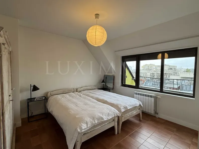 Spacious Four-Bedroom Apartment with Stunning Views in Strelbishte - Image 5