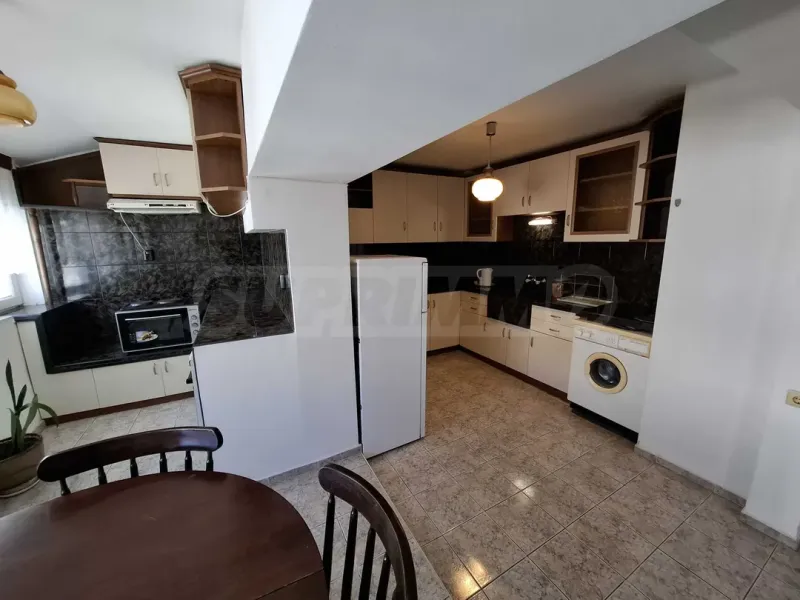 Spacious Fully Furnished Apartment in Varna's "Sportna Zala" Area - Image 1