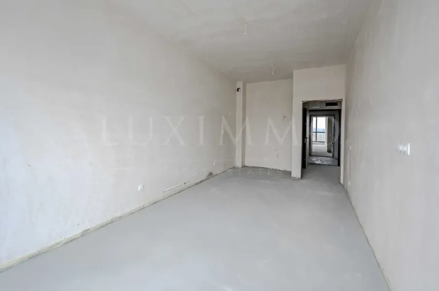 Spacious Sofia Apartment with Mountain Views & Excellent Location - Image 4