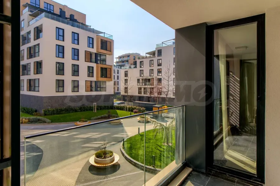 Spacious, Fully Furnished Apartment in Plovdiv Complex - Image 3