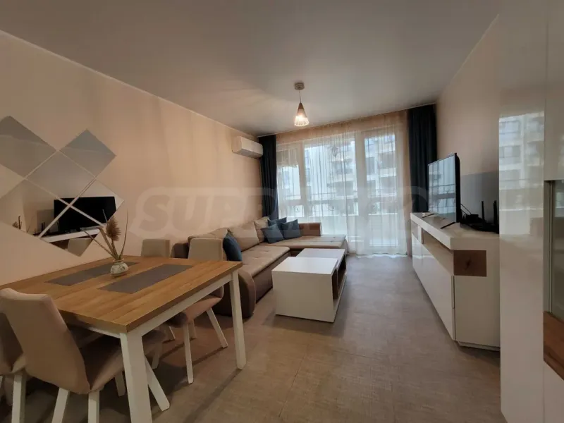 Stylish 2-Bedroom Apartment Near Youth Hill, Plovdiv - Image 5