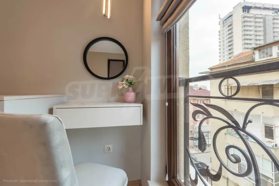 Spacious Fully Furnished Apartment in Varna City Center - Penthouse - Image 4