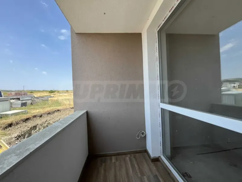 Spacious 2-Bedroom Apartment with Lake Vya View - Image 3