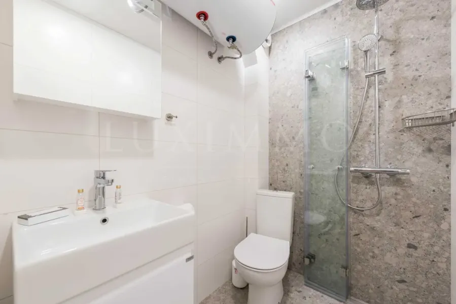 Fully Furnished One-Bedroom Apartment with Sea Garden Views in Varna - Image 3