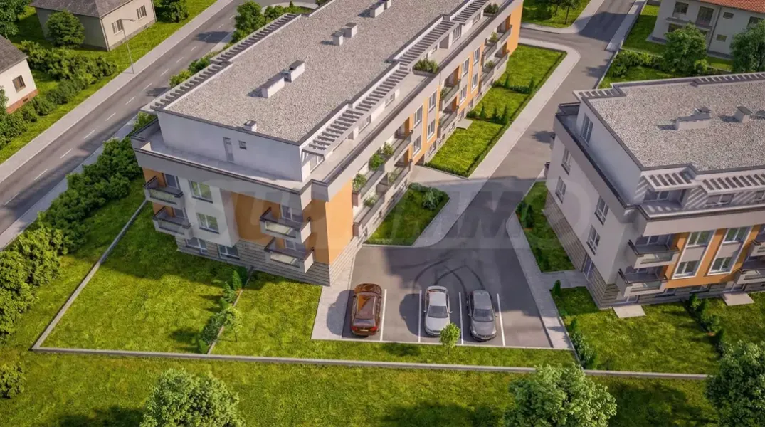 Spacious 3-Bedroom Apartment in New Plovdiv Complex - Image 1
