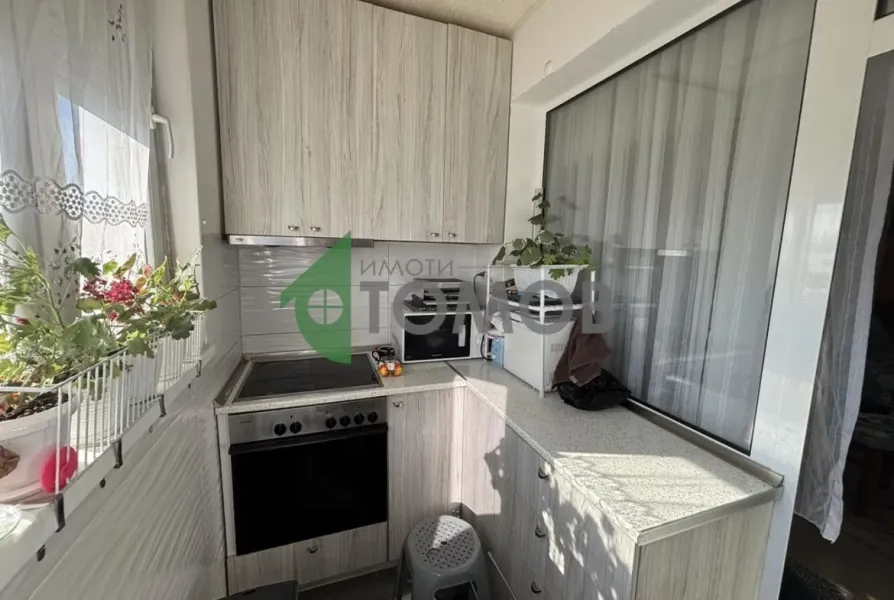 Fully Furnished 1-Bedroom Apartment in Sunny Stara Zagora, Bulgaria - Image 3