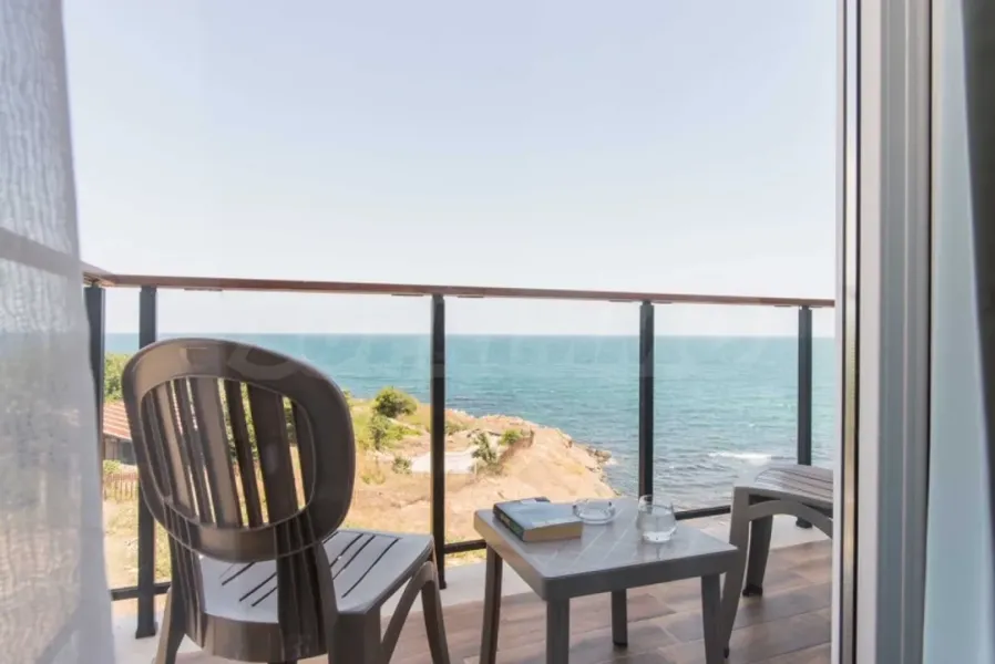 Fully furnished beachfront apartment in Ahtopol, Bulgaria. - Image 4