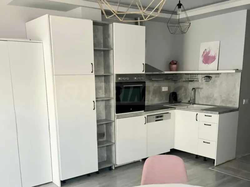 Stylish 2-Bedroom Apartment in Varna's "Chayka" Area - Image 4