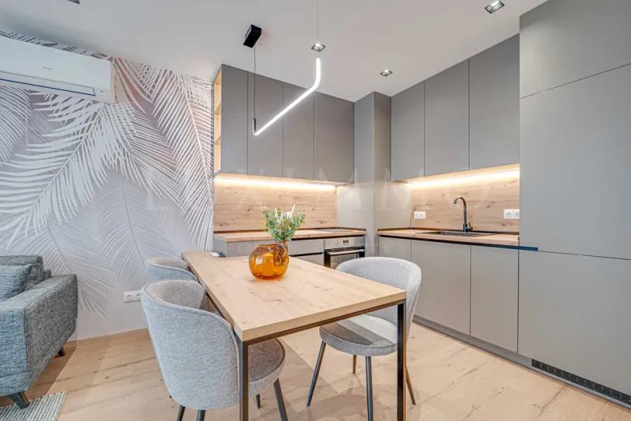 Stylish One-Bedroom Apartment in Green Quarter, Sofia - Image 5