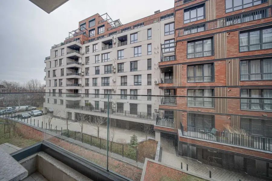 Stylish Fully Furnished One-Bedroom Apartment Near Paradise Center, Sofia - Image 1