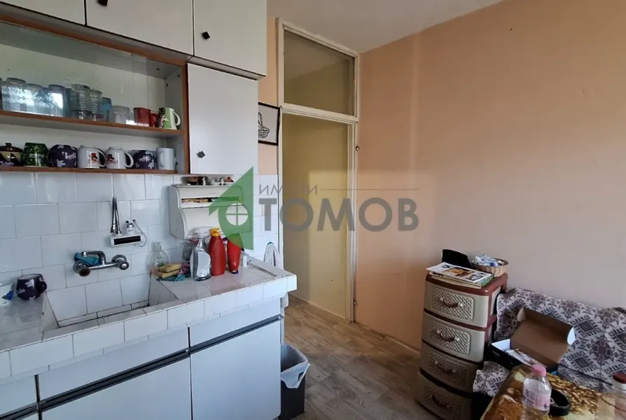 Spacious Three-Bedroom Apartment in Slavyanov, Stara Zagora - €92,000 - Image 1
