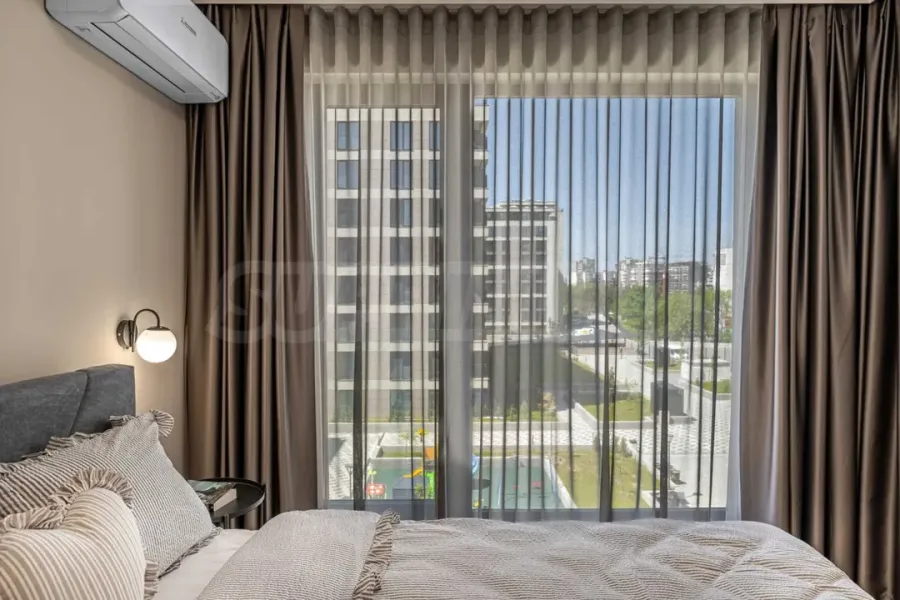 Stylish 2-Bedroom Apartment in Residential Park, Plovdiv - Image 1