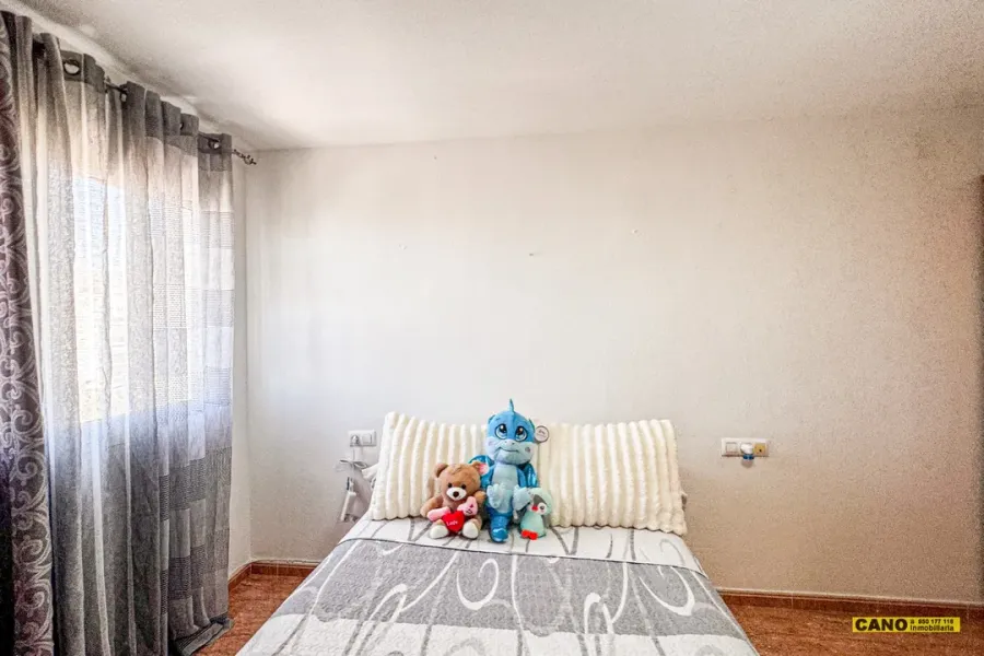 Apartment for sale in Roquetas de Mar - Image 4