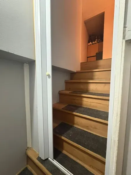 Spacious 2-Bedroom House in Palilula – Belgrade, Serbia for Sale - Image 4