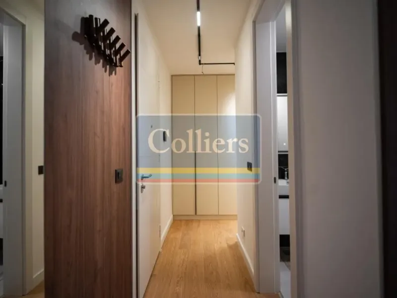 Spacious 3-Bedroom Apartment in Central Plaza Belgrade - Image 1