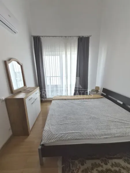 Spacious 3-Bedroom Apartment with 3 Bathrooms in Felicity - Image 5