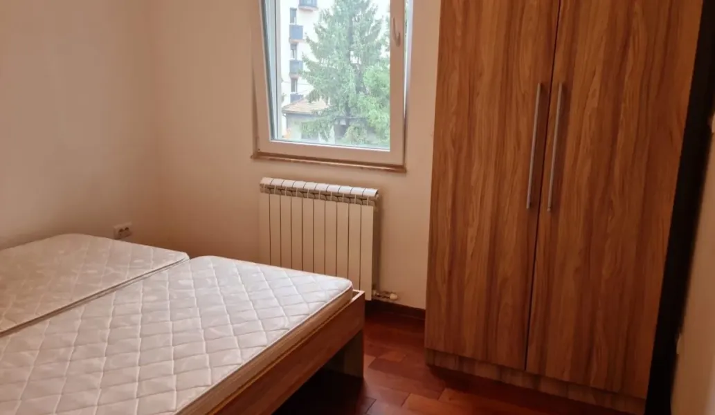 Spacious 3-Bedroom Apartment in New Belgrade, Zvezdara - Rent - Image 5