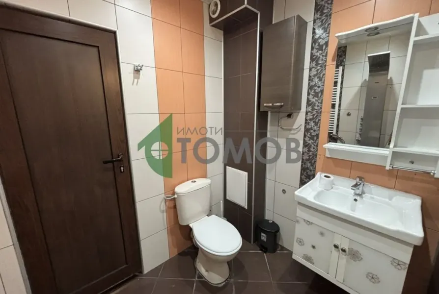 Spacious Fully Furnished Three-Bedroom Apartment in Stara Zagora - Image 2