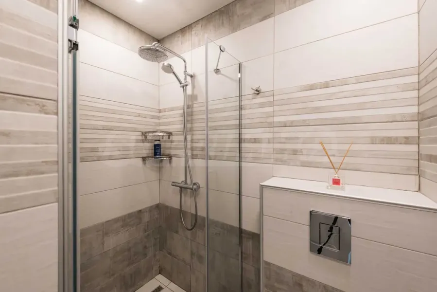 Stylish Varna Apartment Near the Sea - Furnished - Image 5