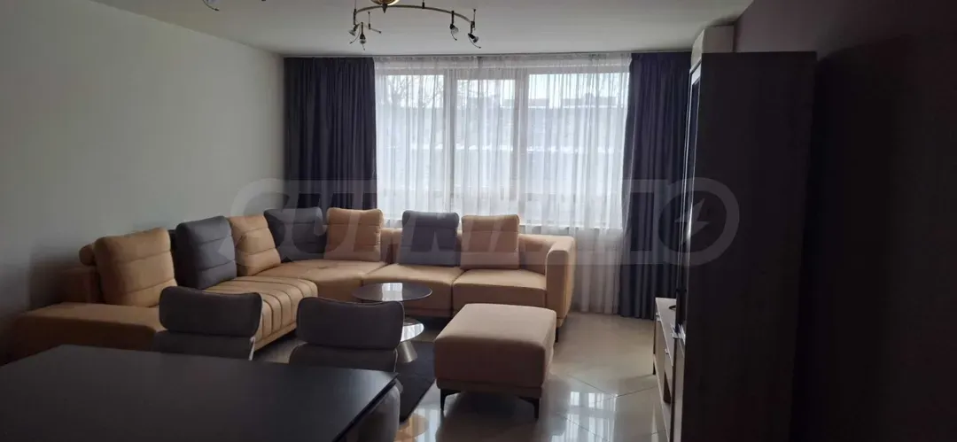 Spacious, Fully Furnished Apartment in Heart of Varna - Image 2