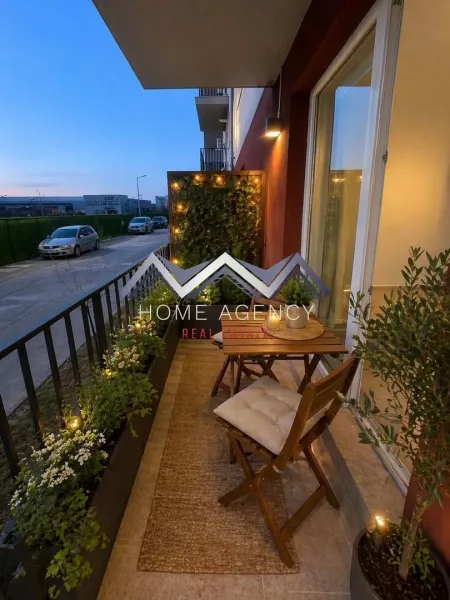 Spacious 2-Bedroom Apartment with Balcony in Otopeni, Romania - Image 3