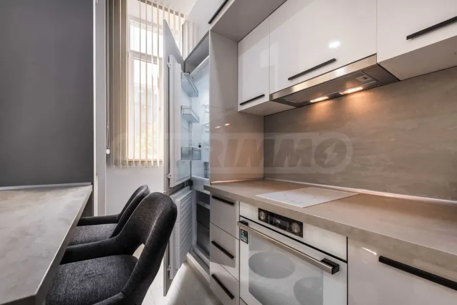 Stylish Varna Apartment - Central Location - Image 1