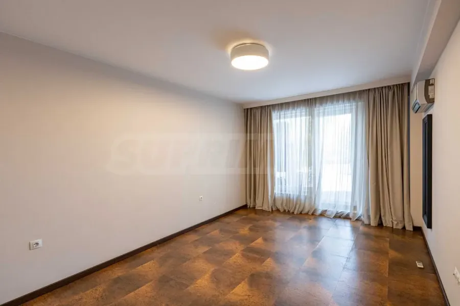 Luxury Sofia Apartment Near "Universiade" Hall - Image 3