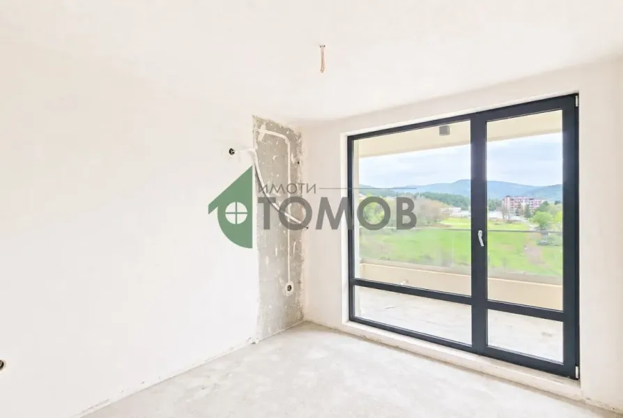 Spacious 3-Bedroom Apartment in New "Ayazmoto" Complex, Stara Zagora - Image 4