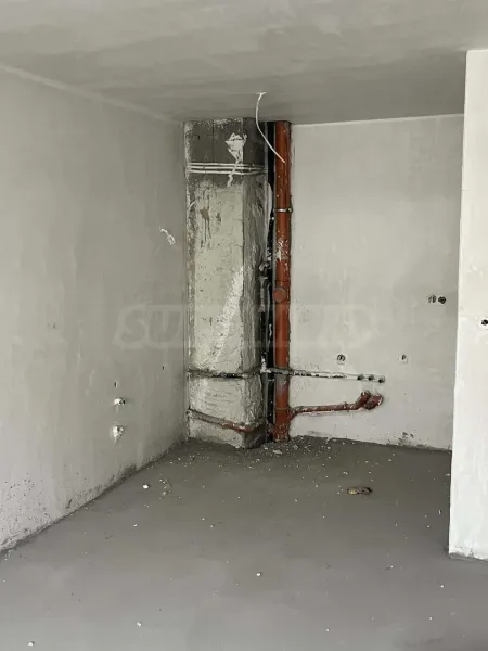 Spacious 2-Bedroom Apartment with Mountain Views in Plovdiv - Image 1