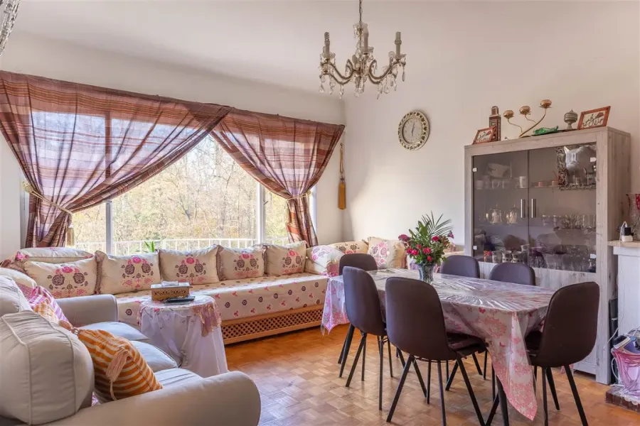 Bright Duden Park Facing Apartment with Panoramic Views – Vorst, Belgium - Image 2