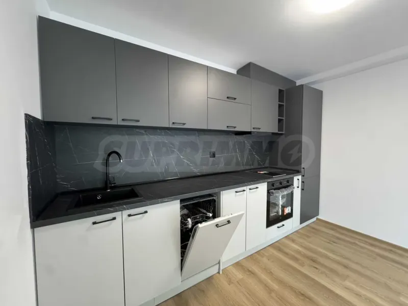 Bright 3-room apartment in Troshevo, Varna - Image 1