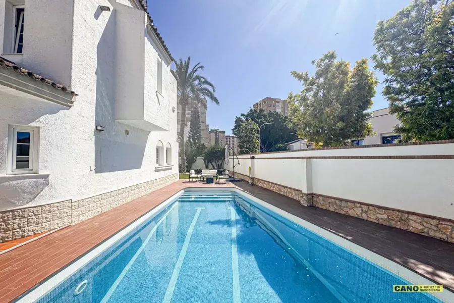 House for sale in Aguadulce - Image 3