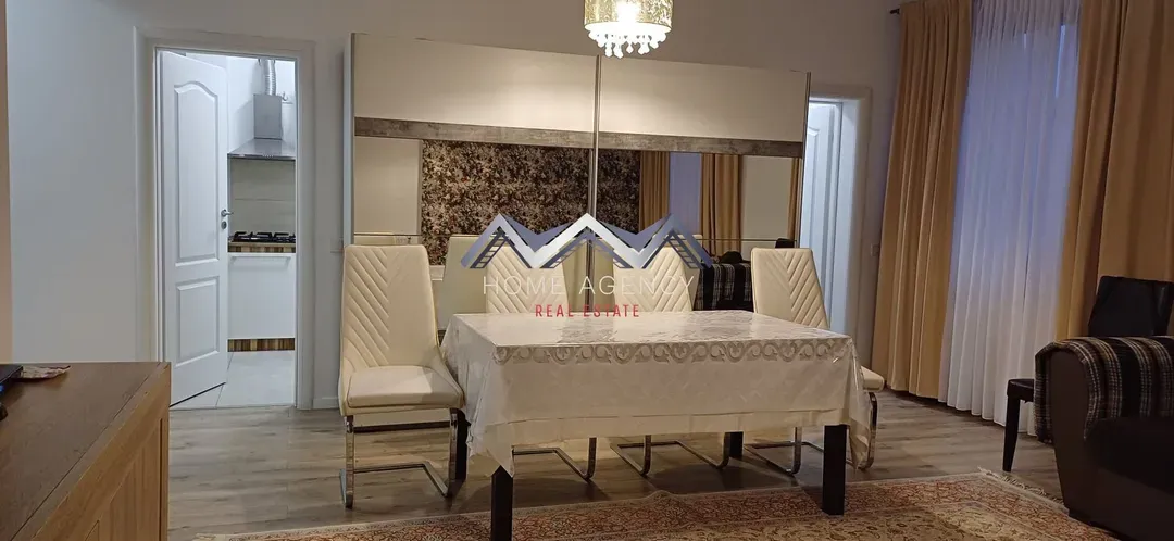 Spacious 3-Bedroom Apartment Near Bazilescu Park, Bucharest - For Sale - Image 3