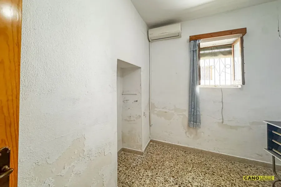 Spacious 3-Bedroom House with Land in Huércal de Almería Spain - Image 2